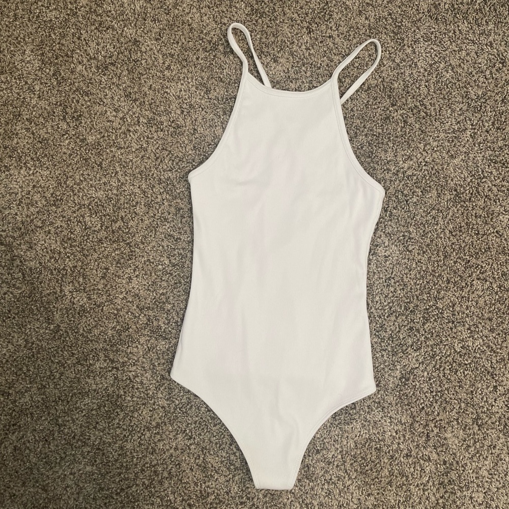 NEVER WORN Abercrombie and Fitch White Tie Back Bodysuit